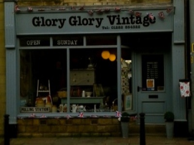 GloryGloryVintage shop frontage